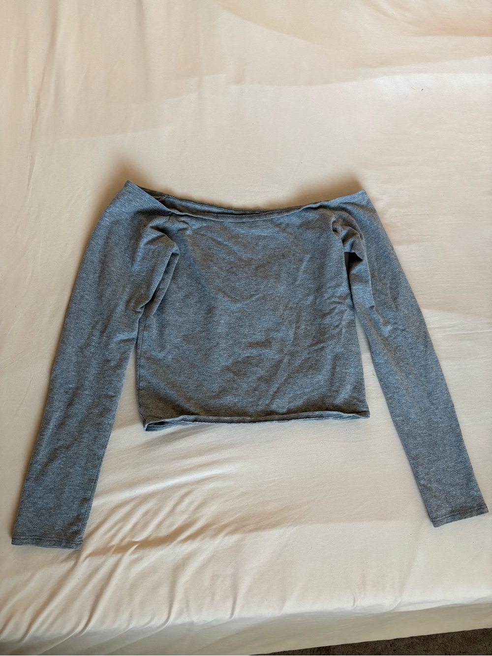 Abercrombie & Fitch Gray Off-the-Shoulder Crop Top